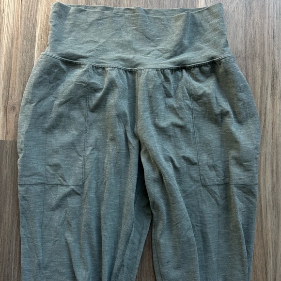 Athleta Salutation Jogger - Picture 3 of 11